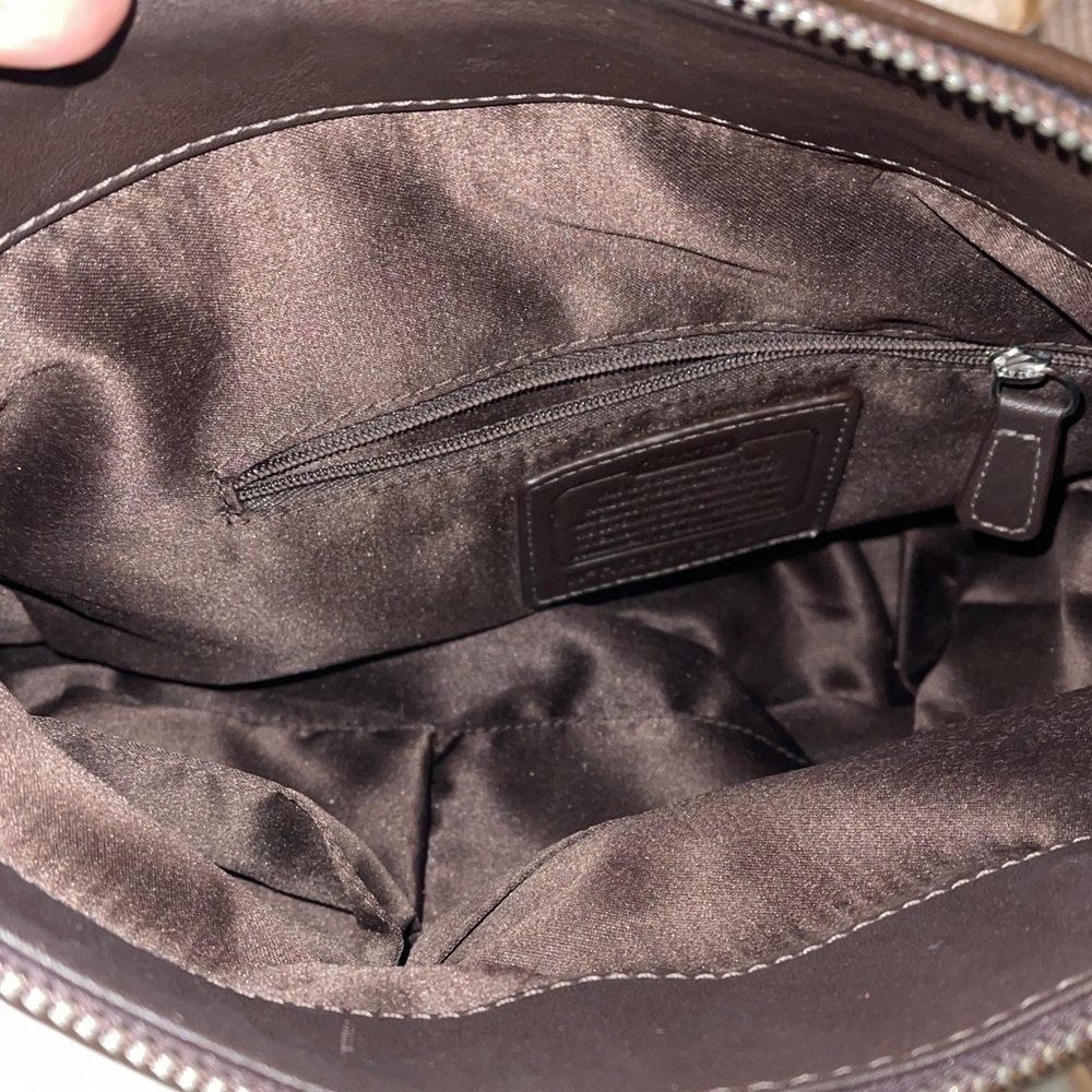 Coach Signature Brown and Cream Shoulder Bag - Picture 4 of 8